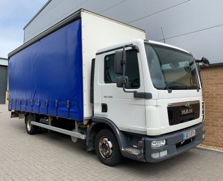 2013 MAN 7.150 CURTAINSIDER TAIL LIFT (REF:D847)